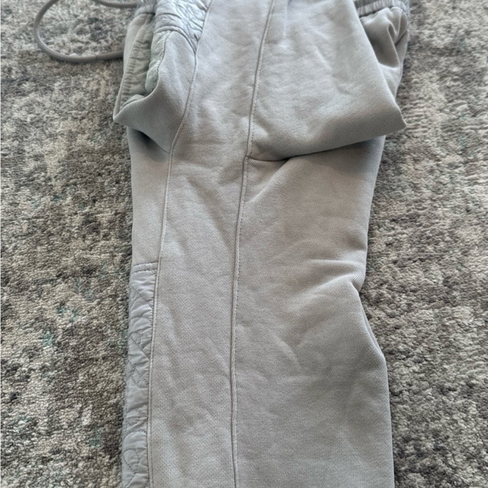 Burberry Boys Timothie Joggers Light Grey Size 3Y - Picture 7 of 7
